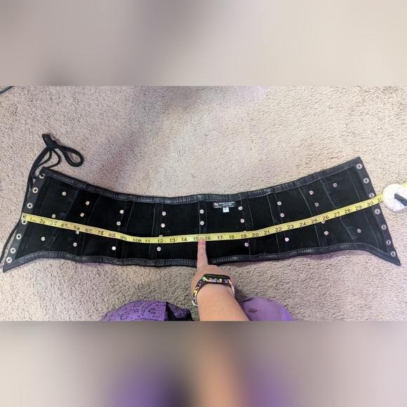 Vintage leather waist cincher - Picture 4 of 5